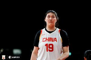 绿茵 6ab113e06b611_thumb