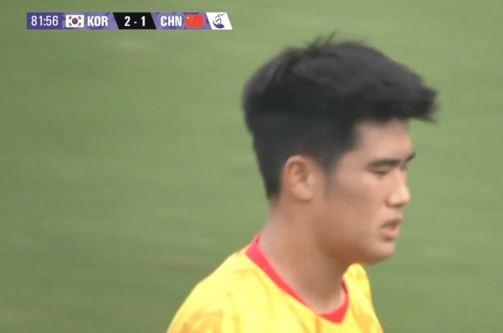 【最新速递】后点漏人!U23国足1-2落后韩国,裴峻浩无人盯防头球抢点➡️破门(图3) 【最新速递】后点漏人!U23国足1-2落后韩国,裴峻浩无人盯防头球抢点➡️破门(图3)