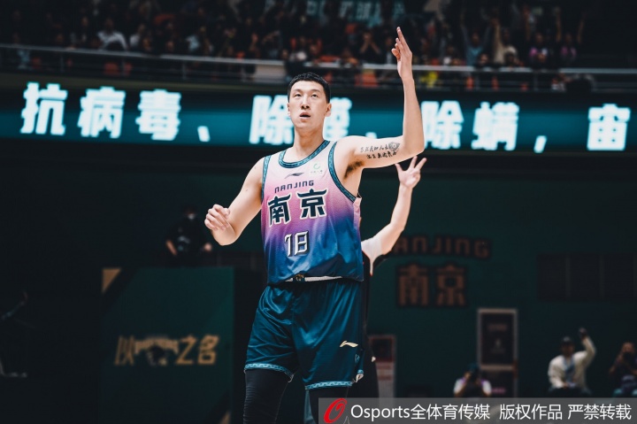 有这一手投篮就可以！杜润旺三分6中4贡献12分8板 正负值+12！