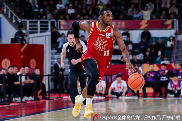 高效输出！迪亚洛11投8中&三分5中3砍19分3板4助3帽 正负值+14