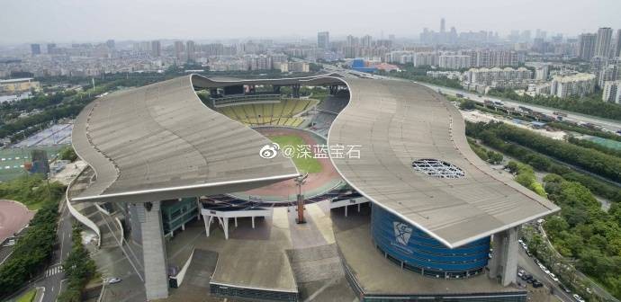 记者：2021赛季中超基本定于4月初开赛，广州将是承办赛区之一
