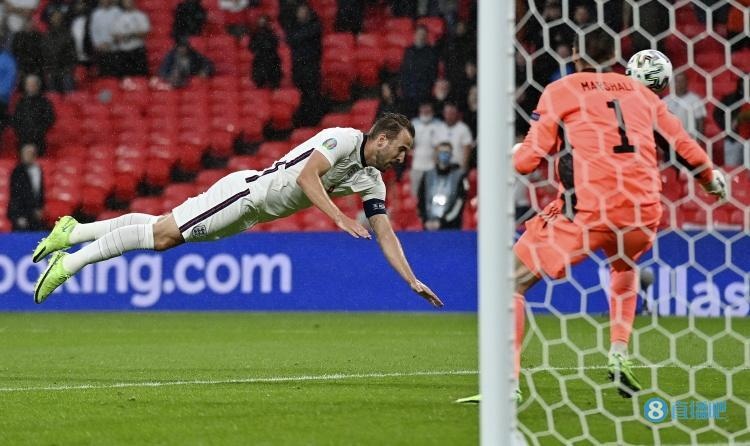 半场-斯通斯头球中柱皮克福德救险 英格兰0-0暂平苏格兰