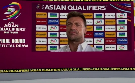 沙特主帅:全队都效力本土联赛是个优势 两个小组都很困难