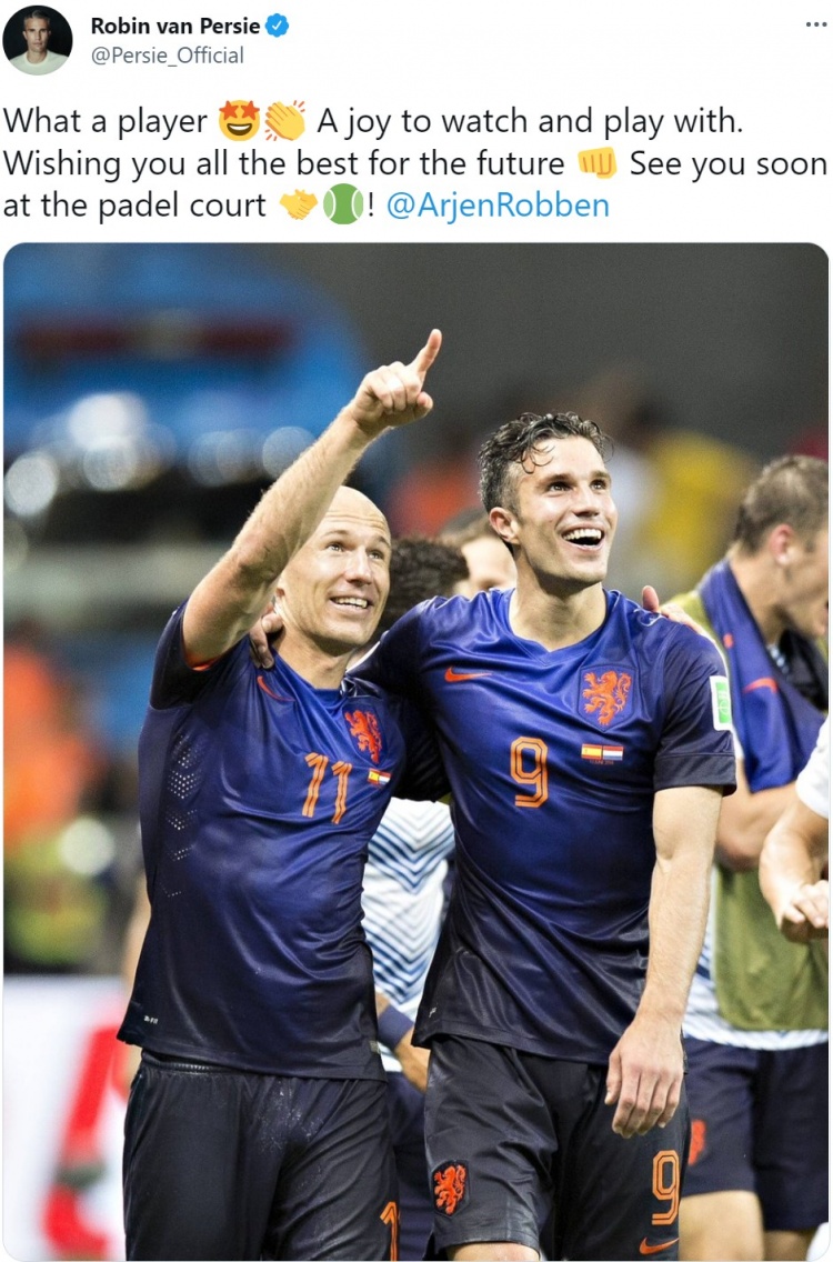 范佩西祝福罗本：看你踢球是种享受，我们很快在笼式网球场见面