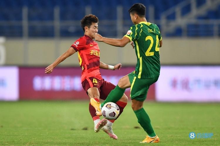 半场-侯森屡救险张玉宁造威胁 国安暂时0-0战平河北