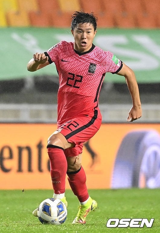 韩媒: 权昌勋因伤退出韩国国家队,郑优营递补入选