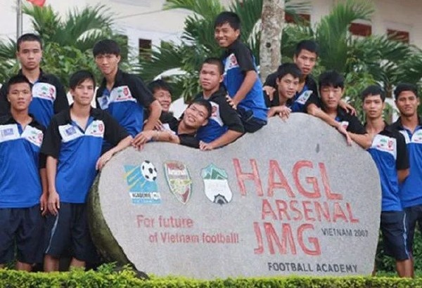 07年就已经崛起的越南足球：14年的青训持续投入，走出阳光大道