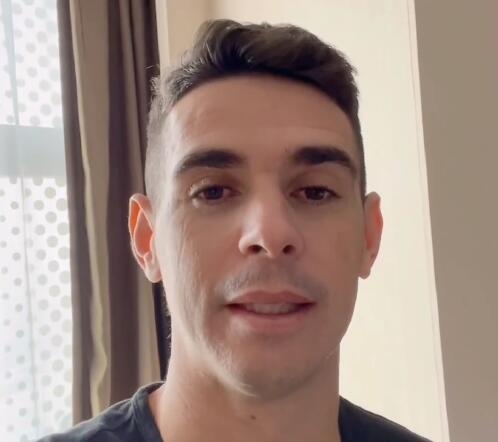 奥斯卡解释红牌:我只想让双方保持距离,很明显对方有点想搞事情