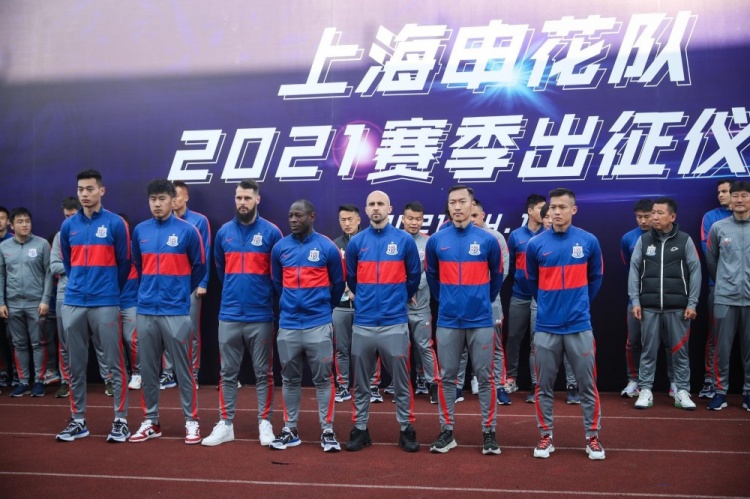 上海是当时中国内地足球文化最浓厚的地方