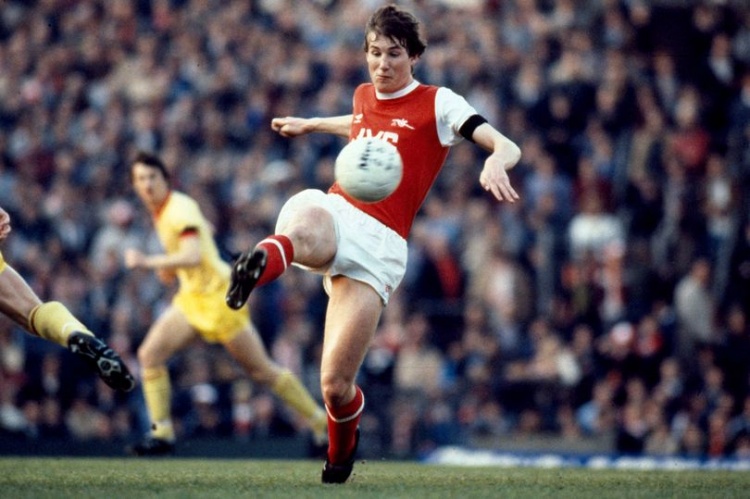 前阿森纳首席球探罗利去世,没有他枪手就不会拥有小法和范佩西