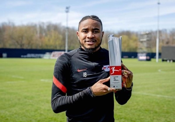 44场30球19次助攻!巴黎青训走出的小内马尔:身价朝着一亿欧猛涨