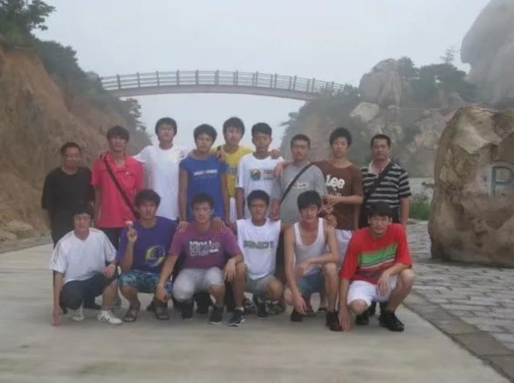 【后厂村体工队】中国篮球，需要更多的“新疆奇迹”
