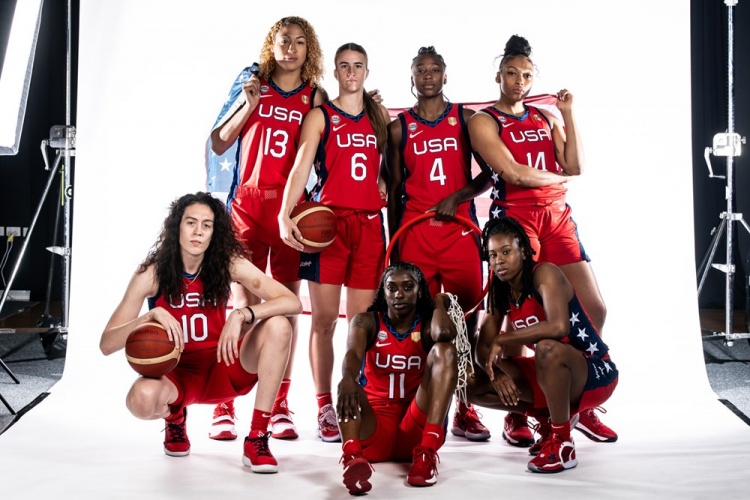 FIBA公布女篮世界杯美国队的12人大名单：布里安娜-斯图尔特领衔