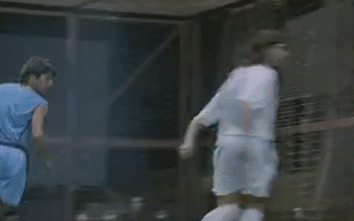 20年前耐克“蝎斗”群英荟萃，演绎全明星超现实足球