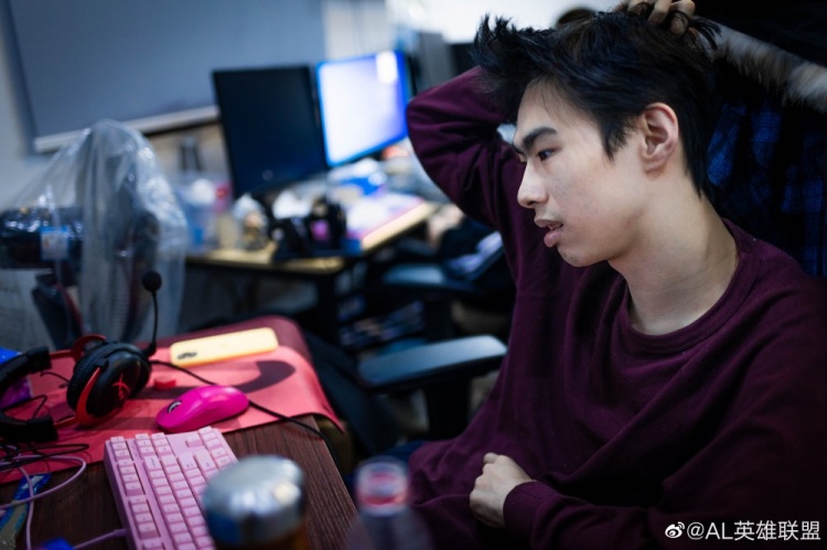 AL训练赛返图：目前身体已恢复健康，全力备战中！