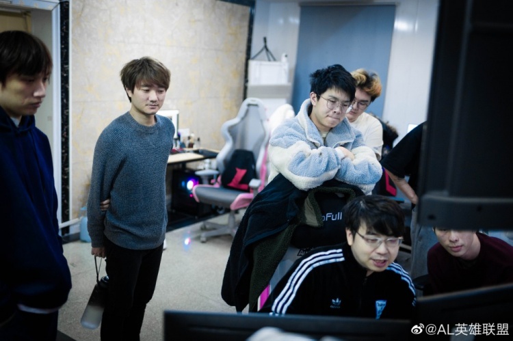 AL训练赛返图：目前身体已恢复健康，全力备战中！