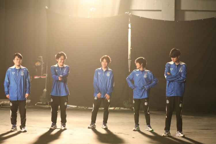 eStarPro晒总决赛主宣拍摄返图：漫天星光 只为照你前行