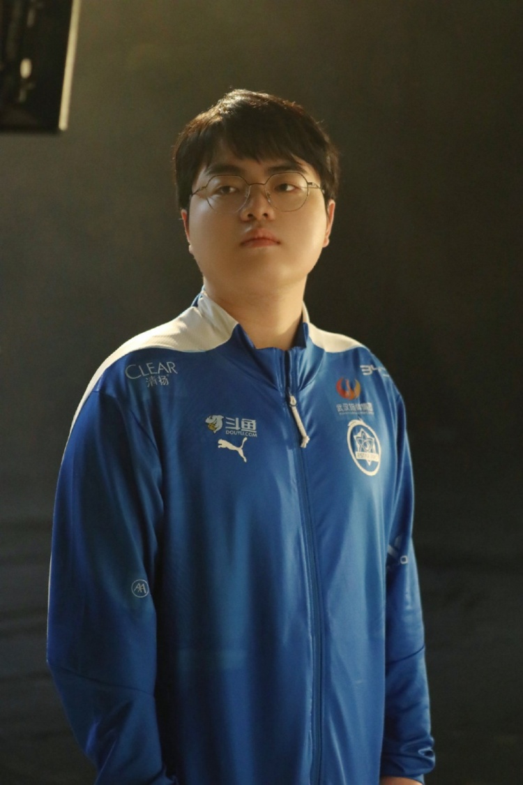 eStarPro晒总决赛主宣拍摄返图：漫天星光 只为照你前行