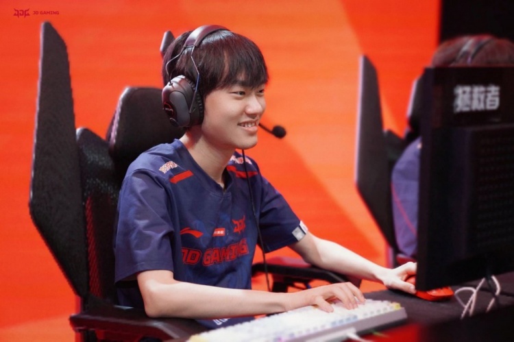 JDG赛前返图:认真做好每一个细节,相信你们!打出自己!