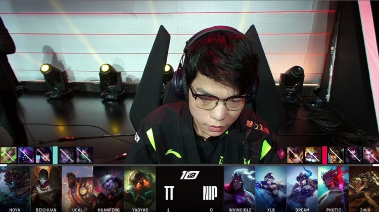 ?Invincible单杀HOYA证明自己 ucal小炮超神四杀 TT横扫NIP