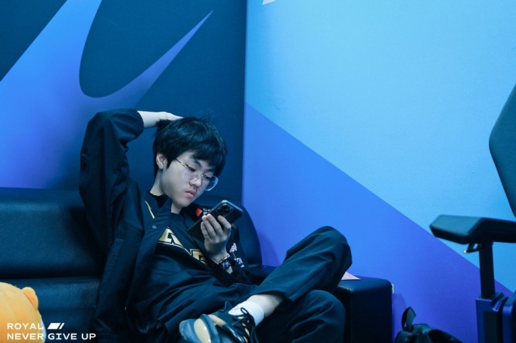 RNG赛前返图：齐心协力 戮力同心！