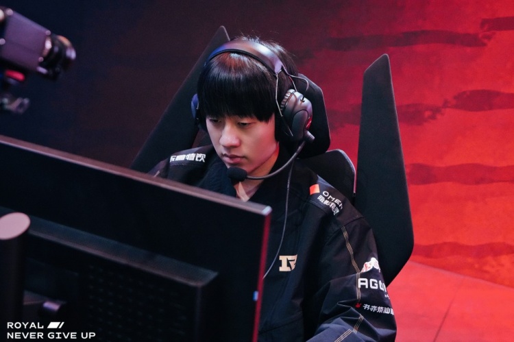 RNG赛前返图：齐心协力 戮力同心！