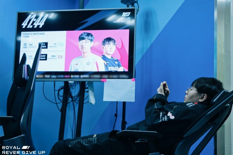 RNG赛前返图：齐心协力 戮力同心！