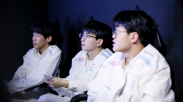 BLG赛后返图:留存失败的记忆,然后向前出发