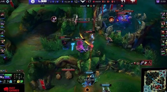 ?LCK:Zeus再秀上单亚索 小吕布烬精准架狙收割 T1 2-0LSB