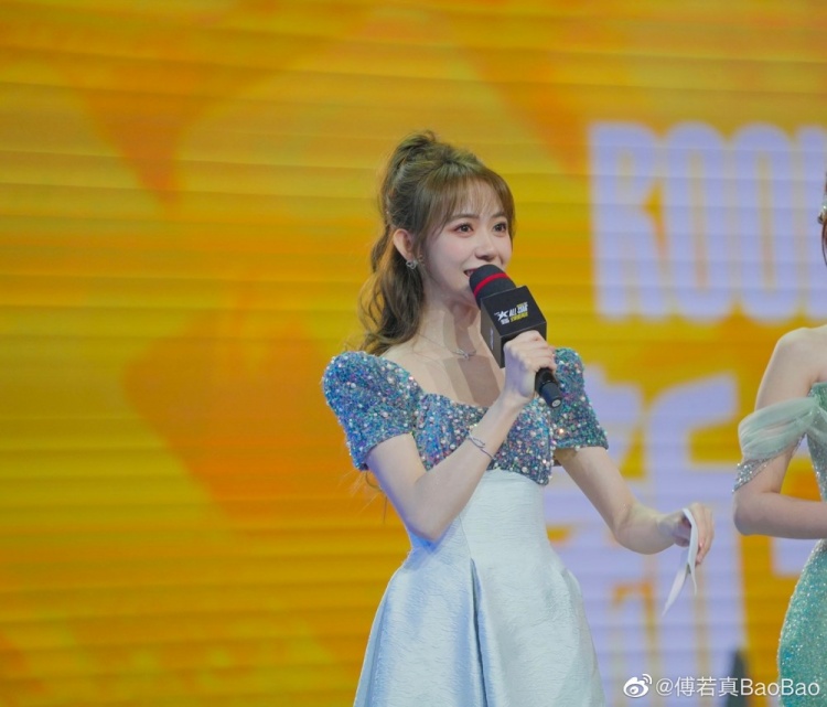 明日LPL解说排班:NIP vs AL 雨童/瞳夕;WE vs RA 俊日/赵志铭