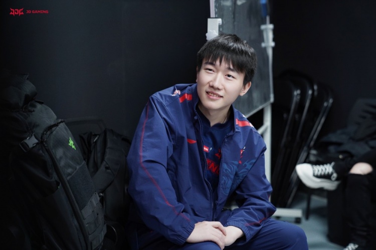 JDG赛前返图:丢掉压力,用心做好每个细节