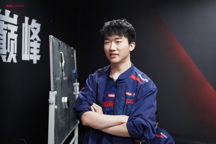 JDG赛前返图:丢掉压力,用心做好每个细节