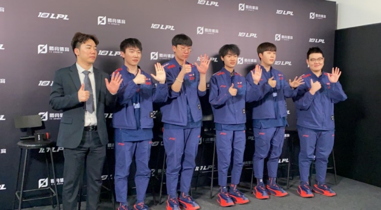 JDG赛后群访 369：看到晴天赛前pose决定教训他一下