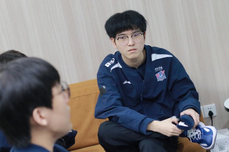 LNG赛场返图：是什么让Scout笑得这么开心？