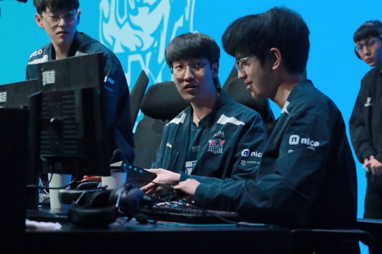 LNG赛场返图：是什么让Scout笑得这么开心？