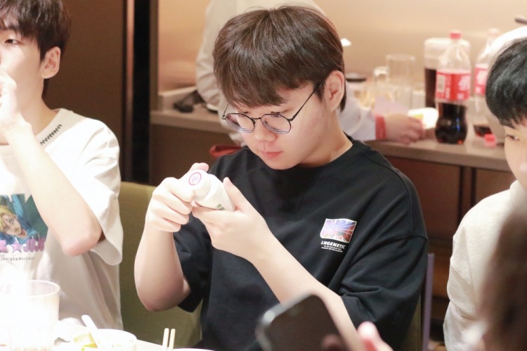 LNG花絮返图：“折扣餐厅”再次聚餐的返图来啦