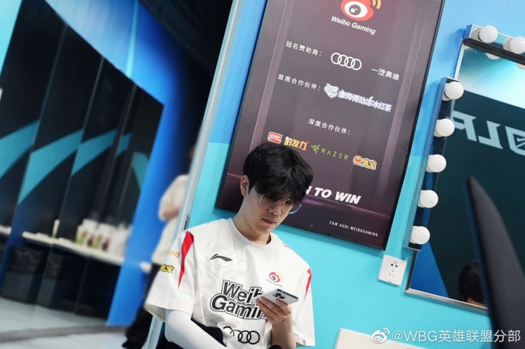 WBG赛前返图:专心一志 努力向前