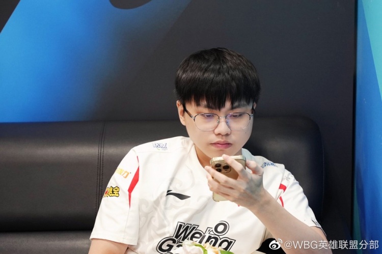 WBG赛前返图:专心一志 努力向前