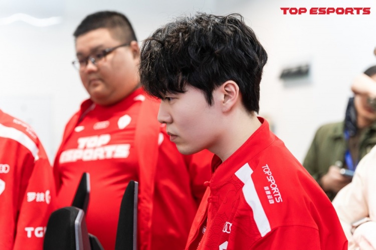 TES发布对阵WE赛后返图:本期返图暗藏玄机,各位i桃发现了么