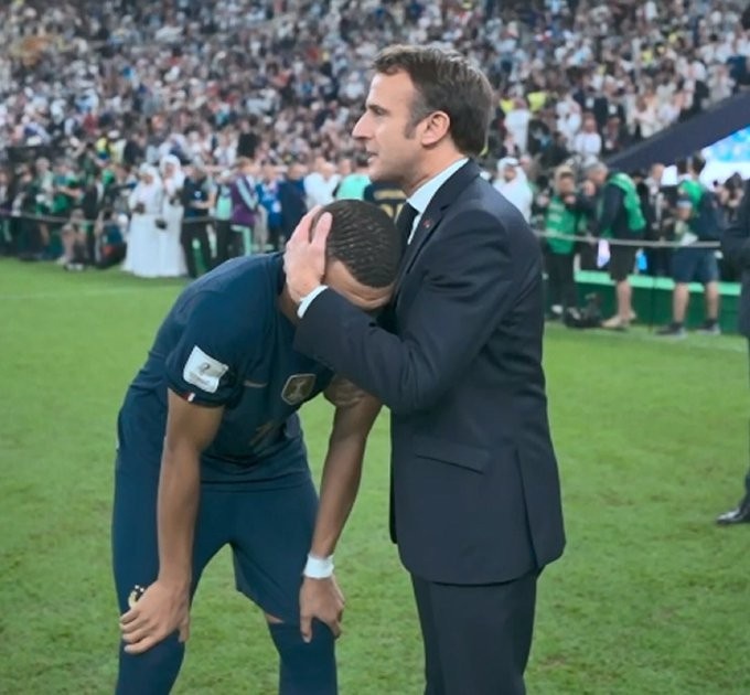 姆巴佩为了肖像权手撕大巴黎,这是蓄谋已久的职场整顿?