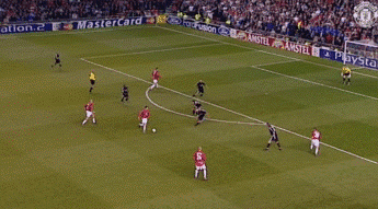 大罗的帽子戏法与小贝的“救赎”，回顾20年前梦剧场的巅峰对决