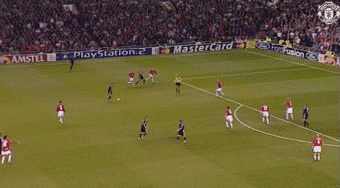 大罗的帽子戏法与小贝的“救赎”，回顾20年前梦剧场的巅峰对决