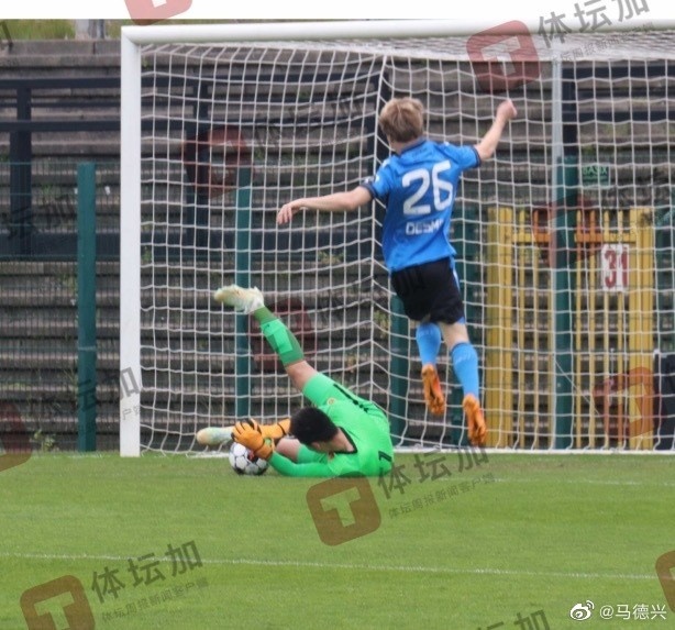 图集：中国2001年龄段U22国奥队面对强手布鲁日B队