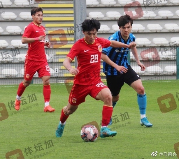 图集：中国2001年龄段U22国奥队面对强手布鲁日B队