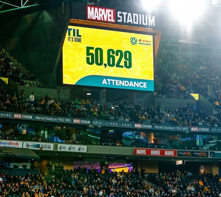 女足世界杯在即！50629名觀眾觀看澳大利亞vs法國的女足熱身賽