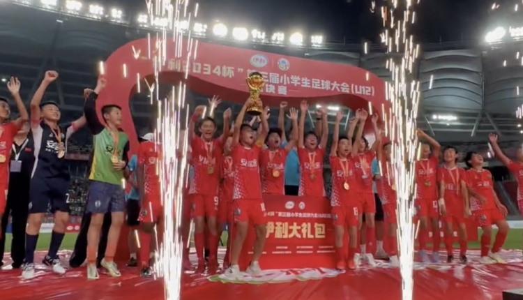 董路：中国足球小将2012队将在8月中旬面向全国正式选拔组建