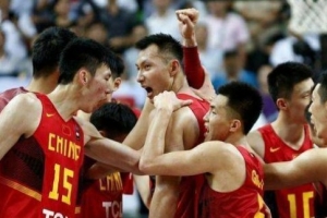 北青：为了阿联&中国篮球的尊严 为了奥运资格&球迷 今天需要赢