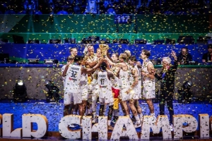德国男篮历史性摘得男篮世界杯冠军