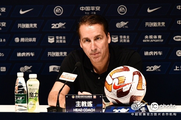 吕文君：明天会全力以赴团结一致，希望把今年的联赛冠军留在上海