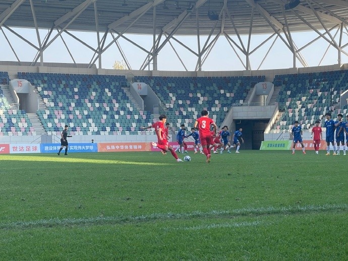 中国青少年足球联赛U17组总决赛第一轮，海港2-0人大附中